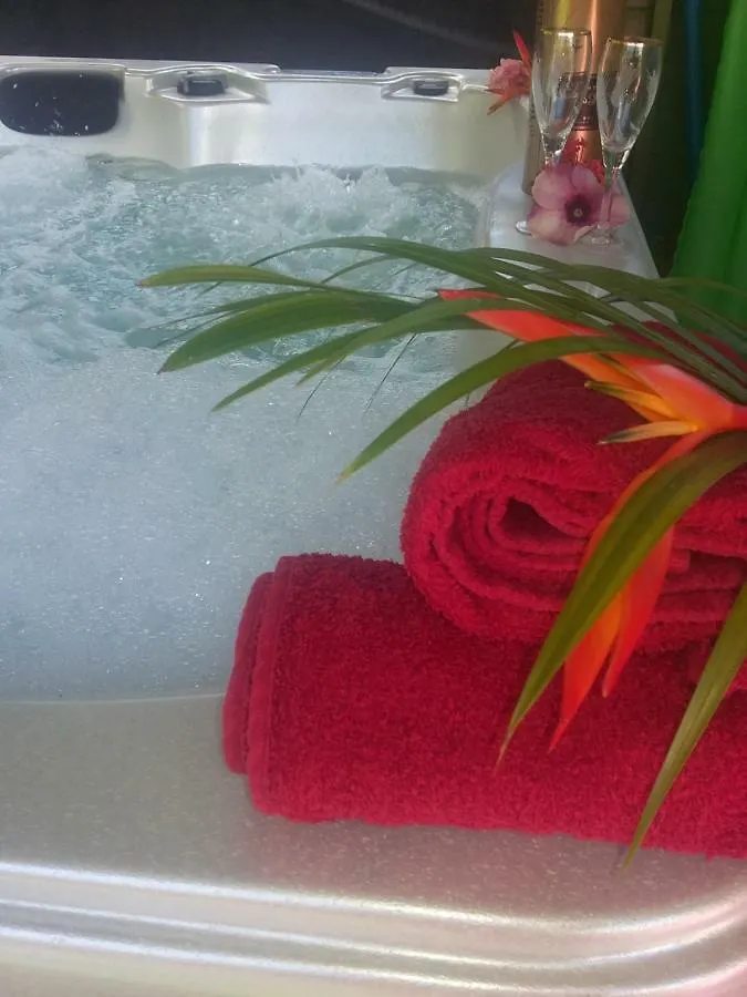 Holiday home Au Sable D'Or - Spa - Wifi- Piscine Deshaies Guadeloupe